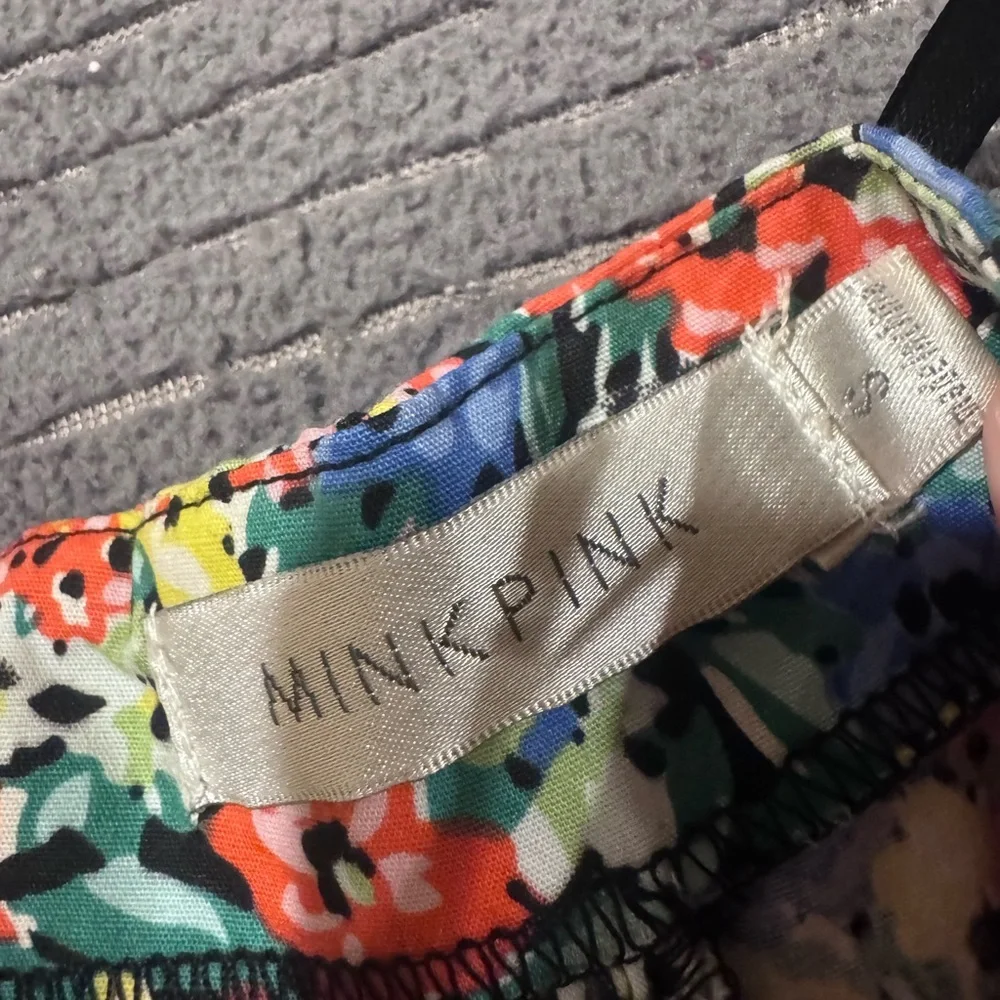 Minkpink Strapless Smocked Mini Dress-SMALL - Picture 4 of 6
